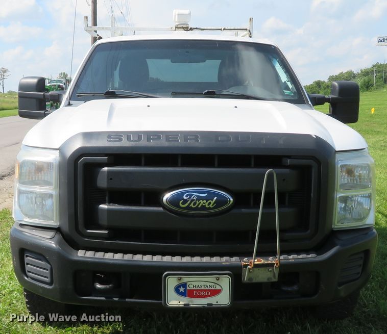 image for item DI2245 2012 Ford F350 Super Duty XL  SuperCab utility bed pickup truck