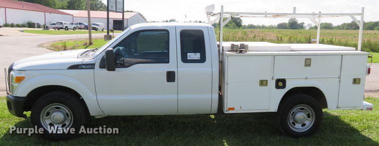 image for item DI2245 2012 Ford F350 Super Duty XL  SuperCab utility bed pickup truck