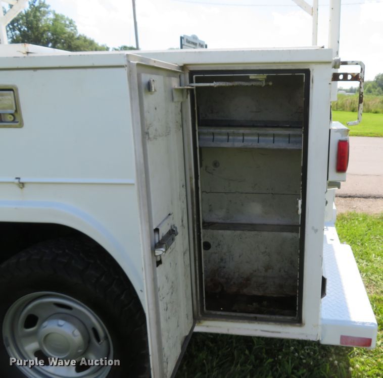 image for item DI2245 2012 Ford F350 Super Duty XL  SuperCab utility bed pickup truck