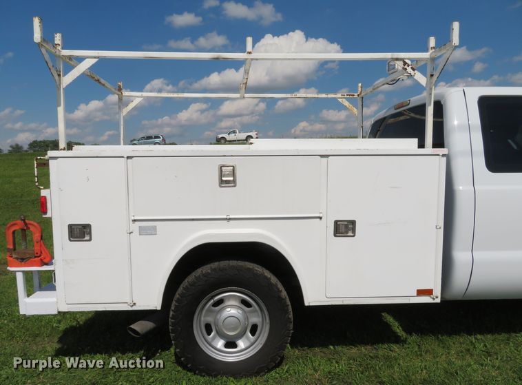image for item DI2245 2012 Ford F350 Super Duty XL  SuperCab utility bed pickup truck