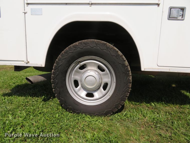 image for item DI2245 2012 Ford F350 Super Duty XL  SuperCab utility bed pickup truck