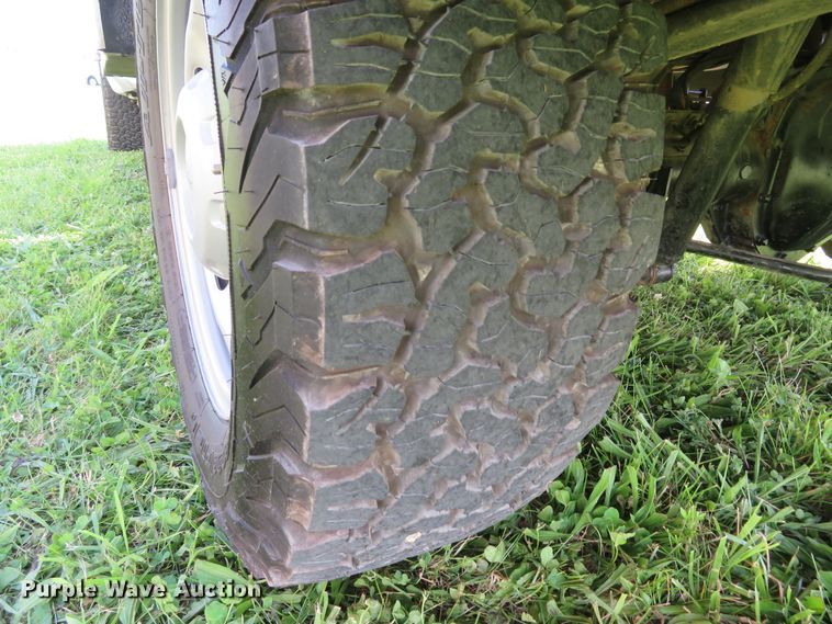 image for item DI2245 2012 Ford F350 Super Duty XL  SuperCab utility bed pickup truck