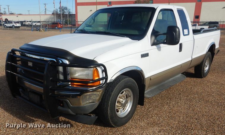 image for item DJ8757 2001 Ford F250 Super Duty  SuperCab pickup truck