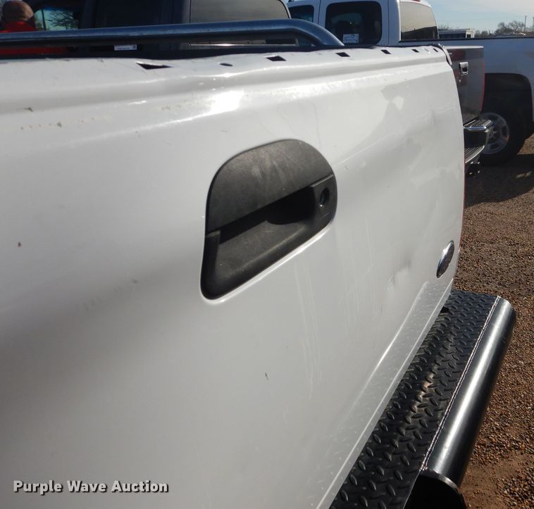 image for item DJ8757 2001 Ford F250 Super Duty  SuperCab pickup truck