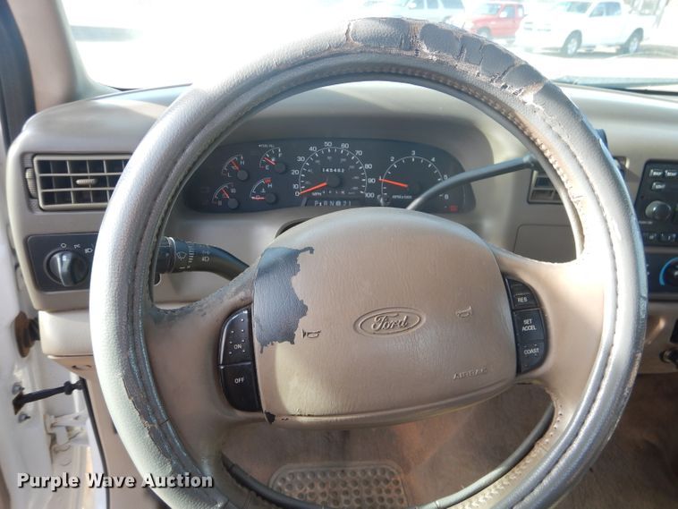 image for item DJ8757 2001 Ford F250 Super Duty  SuperCab pickup truck