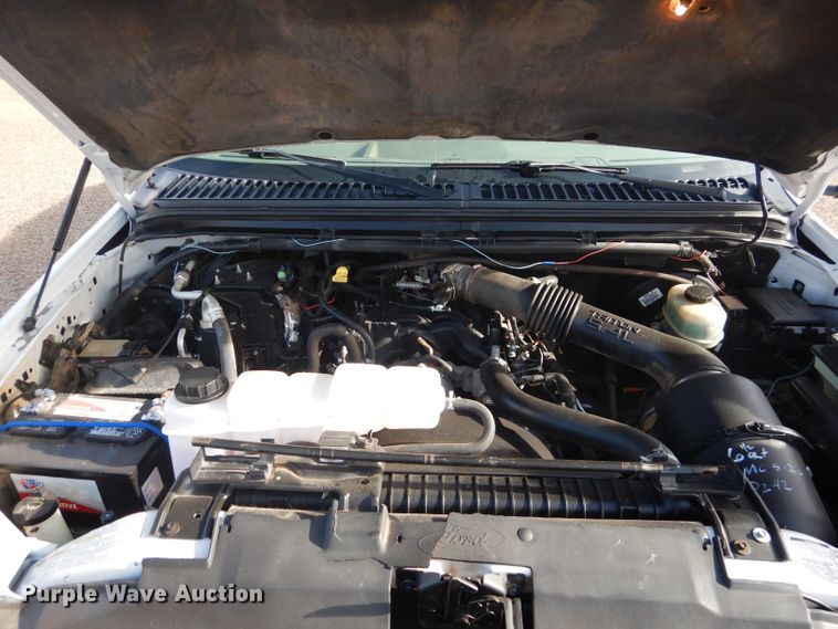 image for item DJ8757 2001 Ford F250 Super Duty  SuperCab pickup truck