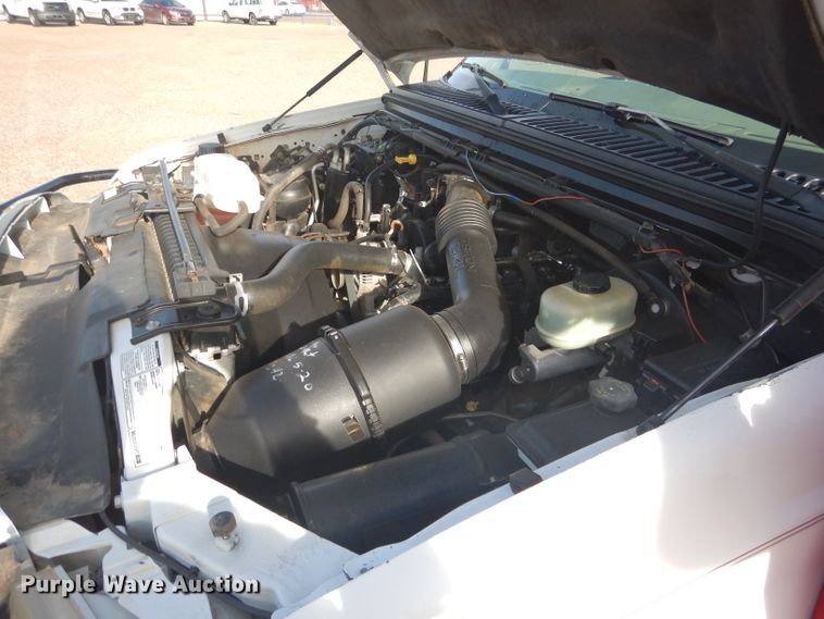 image for item DJ8757 2001 Ford F250 Super Duty  SuperCab pickup truck