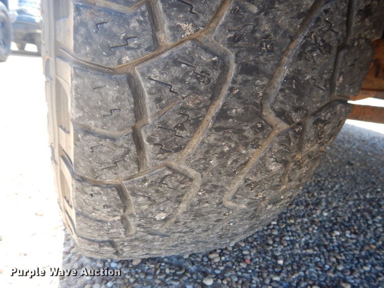 image for item DJ8757 2001 Ford F250 Super Duty  SuperCab pickup truck