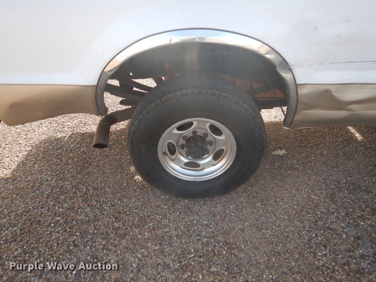 image for item DJ8757 2001 Ford F250 Super Duty  SuperCab pickup truck