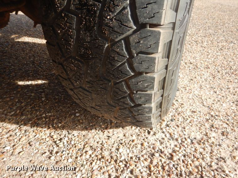 image for item DJ8757 2001 Ford F250 Super Duty  SuperCab pickup truck