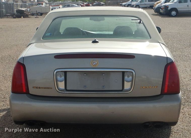 image for item DJ8759 2003 Cadillac DeVille