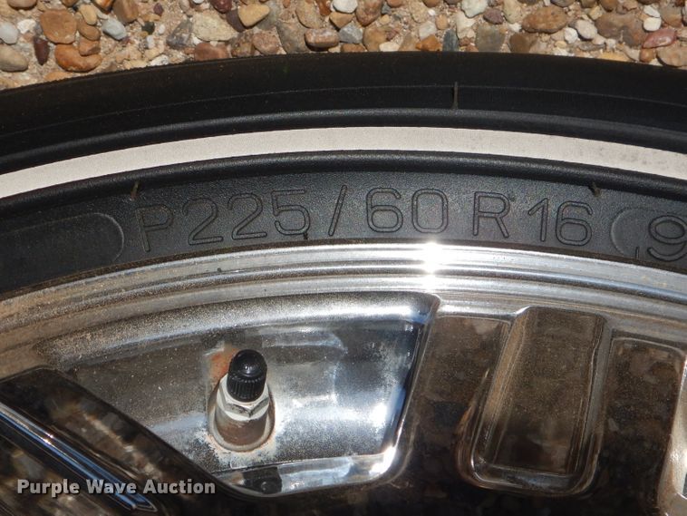 image for item DJ8759 2003 Cadillac DeVille