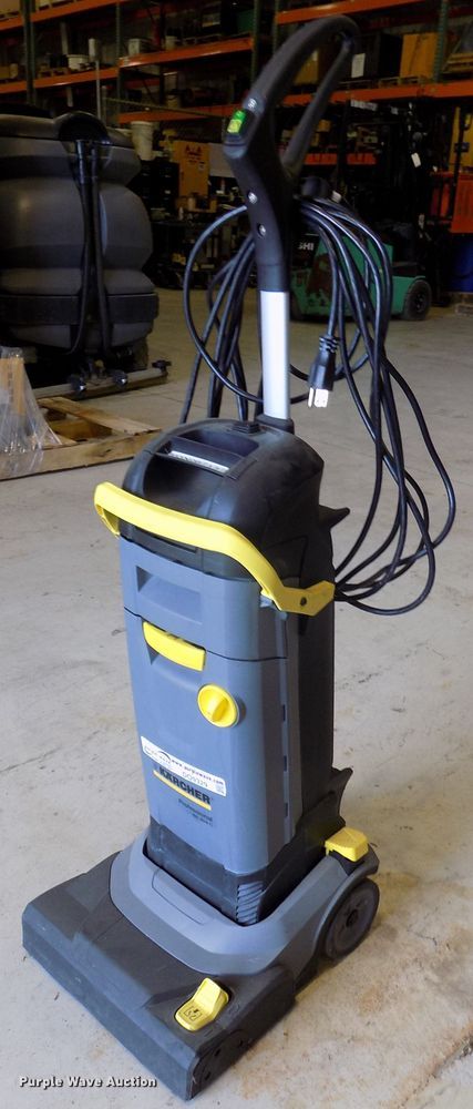 image for item DO9329 2018 Karcher Professional BR30/4C floor scrubber