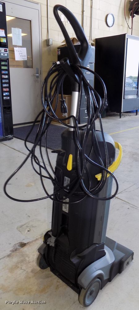 image for item DO9329 2018 Karcher Professional BR30/4C floor scrubber