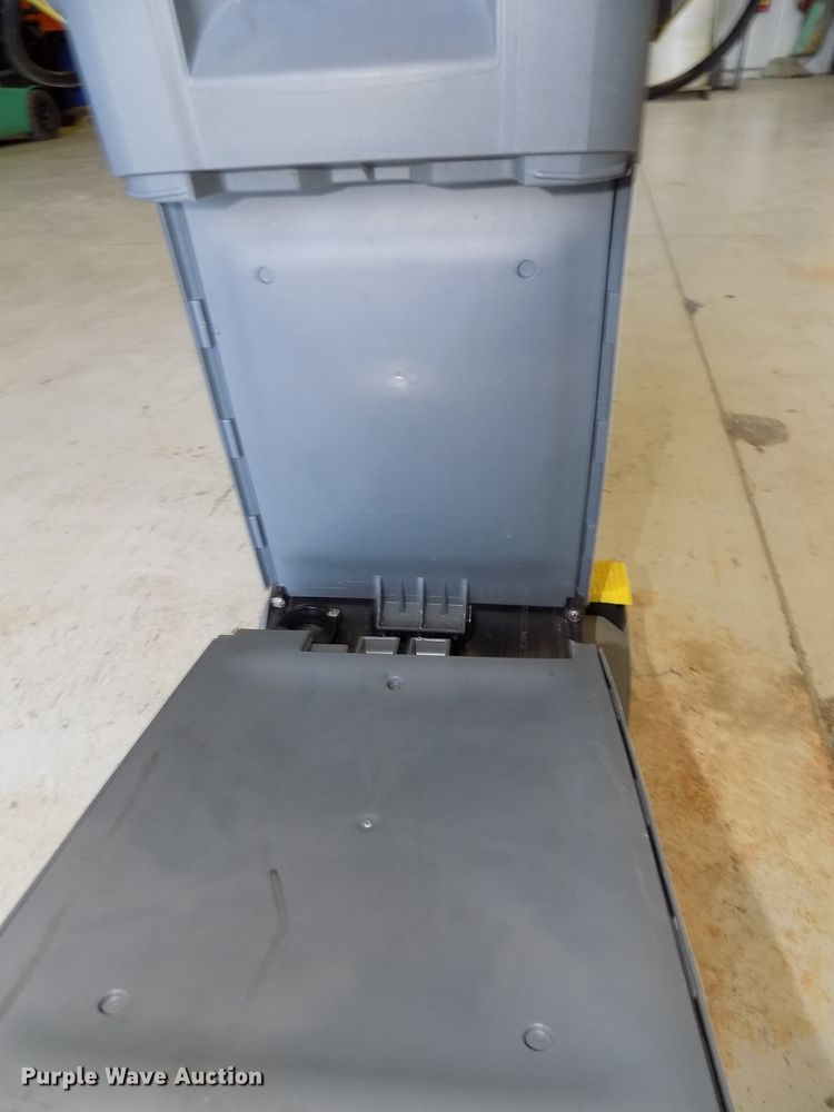 image for item DO9329 2018 Karcher Professional BR30/4C floor scrubber