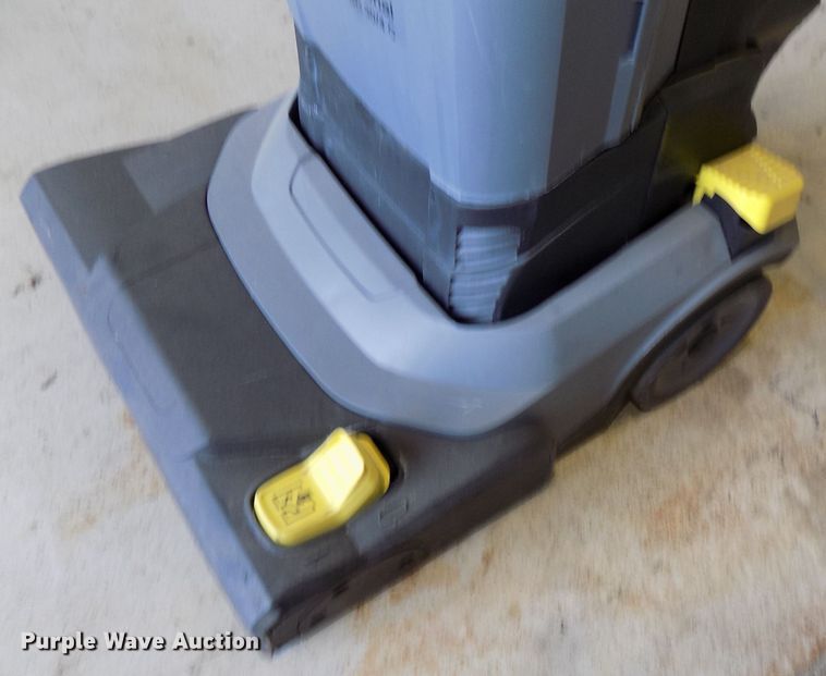 image for item DO9329 2018 Karcher Professional BR30/4C floor scrubber