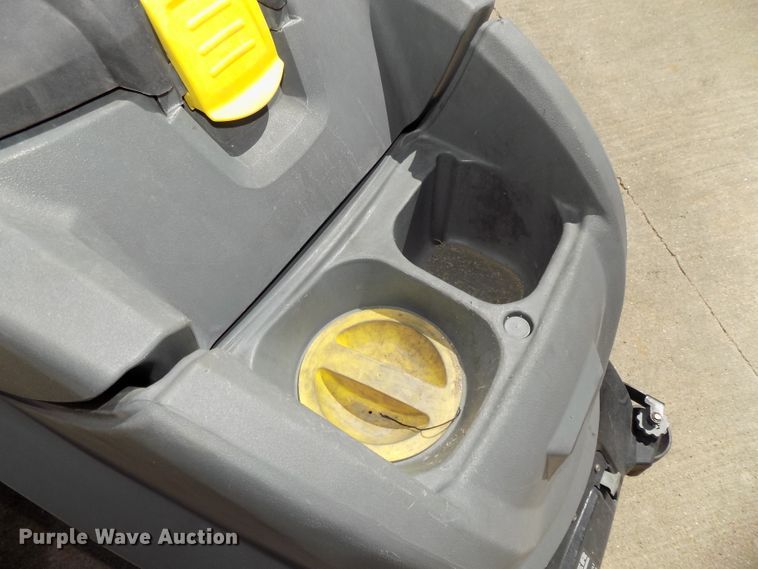 image for item DO9330 2017 Karcher Professional R65 floor scrubber