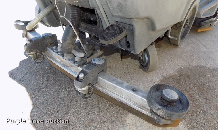 image for item DO9330 2017 Karcher Professional R65 floor scrubber