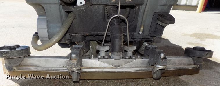 image for item DO9330 2017 Karcher Professional R65 floor scrubber