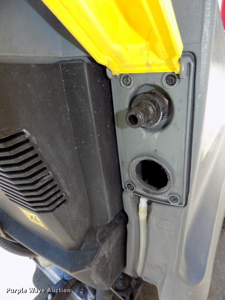 image for item DO9330 2017 Karcher Professional R65 floor scrubber