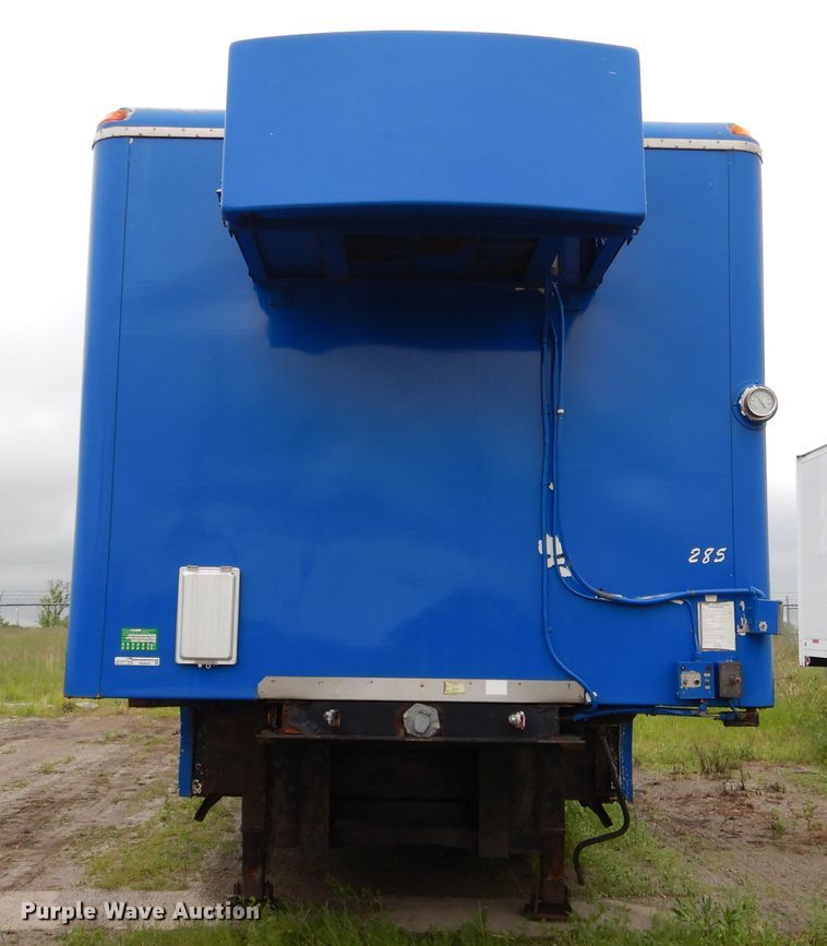 image for item EK9232 2002 Clark refrigerated van trailer