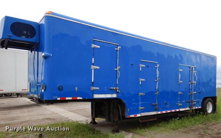 image for item EK9232 2002 Clark refrigerated van trailer