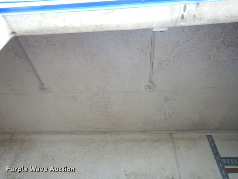 image for item EK9232 2002 Clark refrigerated van trailer