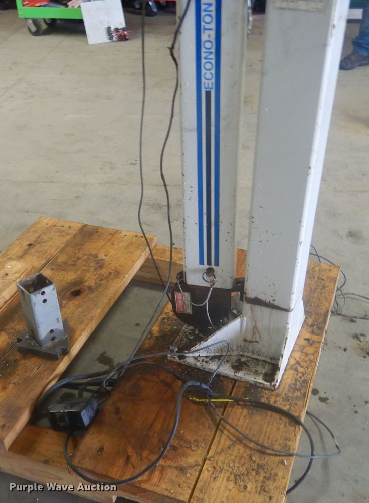 image for item FA9357 Automotive accessories