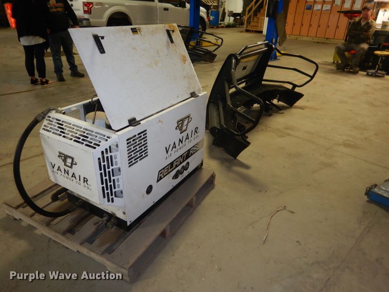 image for item FA9358 Vanair Reliant RS85 air compressor