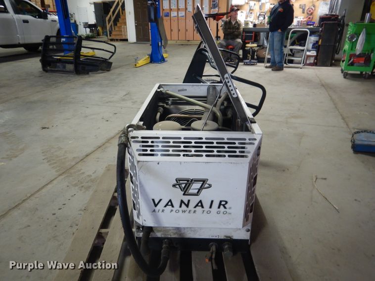 image for item FA9358 Vanair Reliant RS85 air compressor