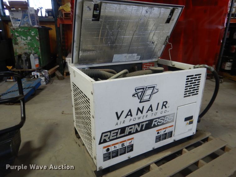 image for item FA9358 Vanair Reliant RS85 air compressor