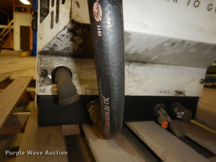 image for item FA9358 Vanair Reliant RS85 air compressor