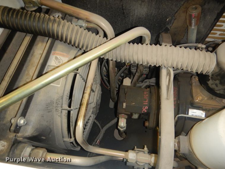 image for item FA9358 Vanair Reliant RS85 air compressor