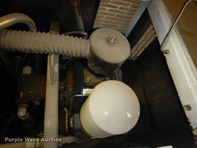 image for item FA9358 Vanair Reliant RS85 air compressor