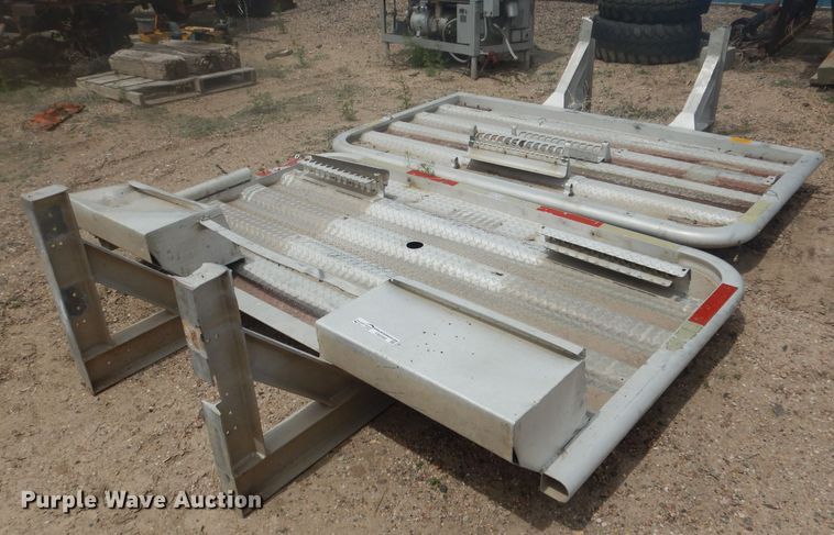 image for item FA9360 (2) Merritt aluminum headache racks