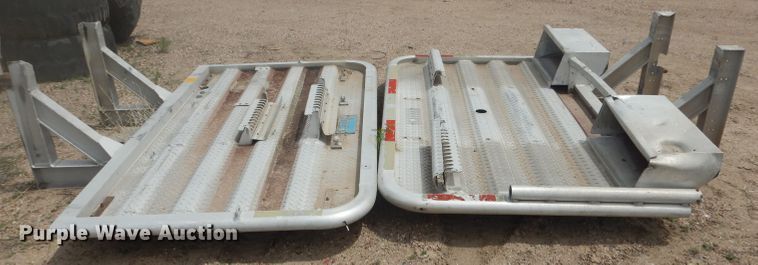 image for item FA9360 (2) Merritt aluminum headache racks