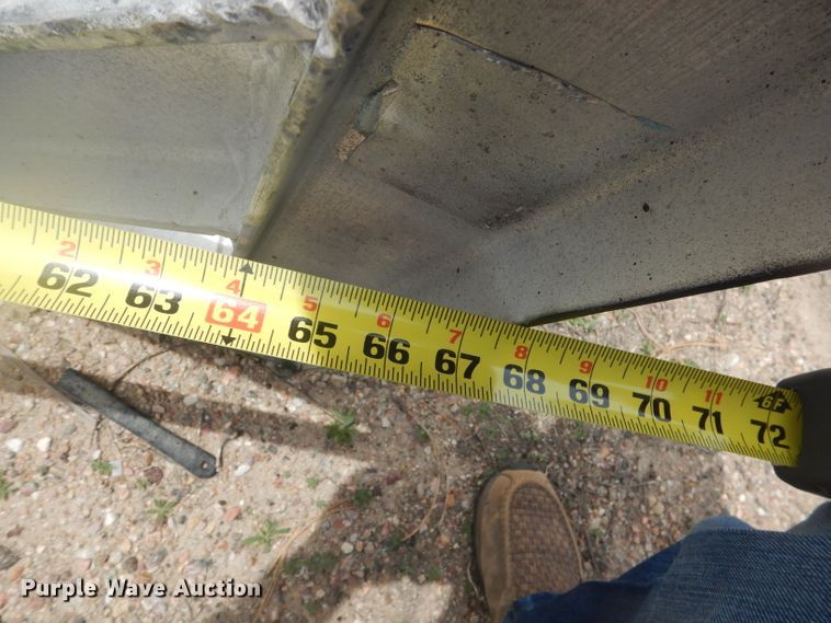 image for item FA9360 (2) Merritt aluminum headache racks