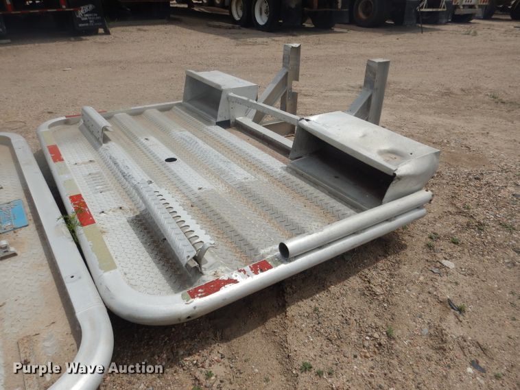 image for item FA9360 (2) Merritt aluminum headache racks