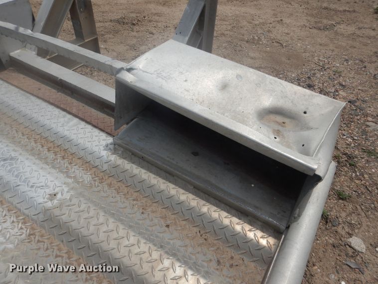 image for item FA9360 (2) Merritt aluminum headache racks