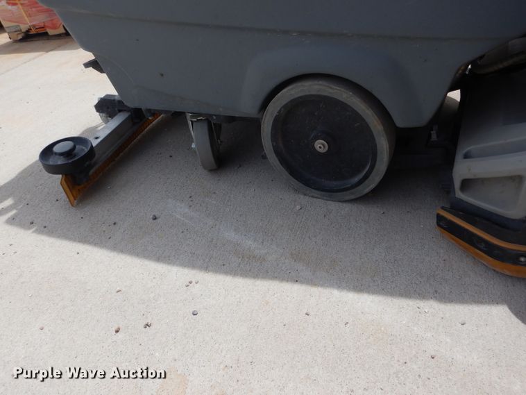 image for item FA9363 Karcher floor cleaner