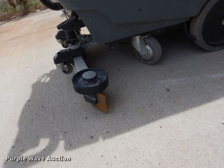 image for item FA9363 Karcher floor cleaner