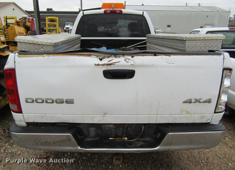 image for item FD9422 2002 Dodge Ram 1500  pickup truck