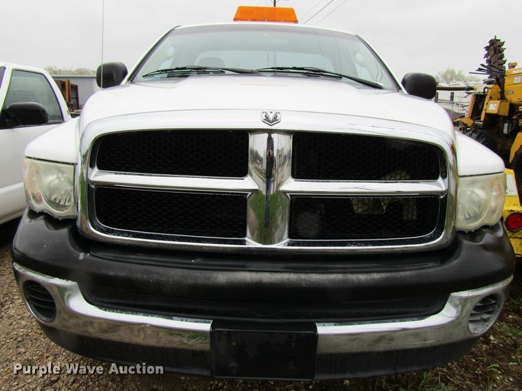 image for item FD9422 2002 Dodge Ram 1500  pickup truck