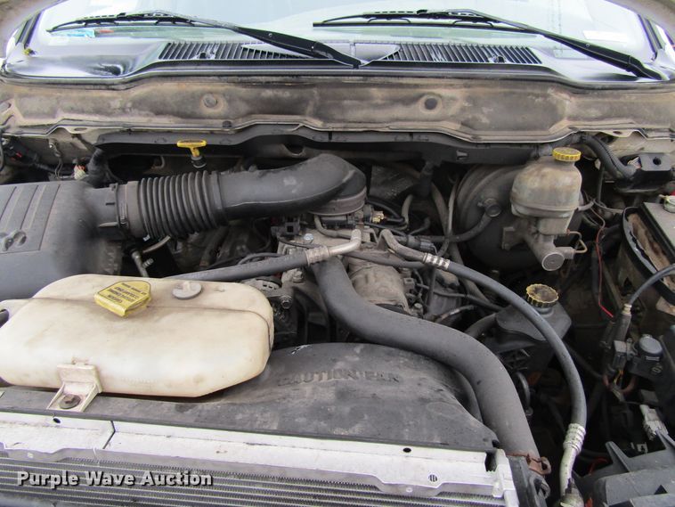 image for item FD9422 2002 Dodge Ram 1500  pickup truck