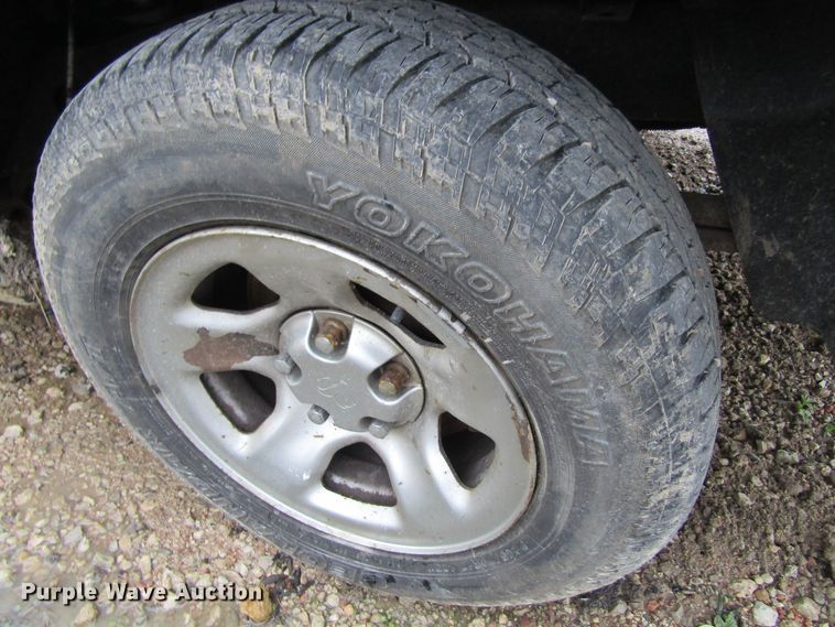 image for item FD9422 2002 Dodge Ram 1500  pickup truck