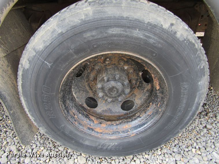 image for item FD9455 2007 Blue Bird Vision  school bus