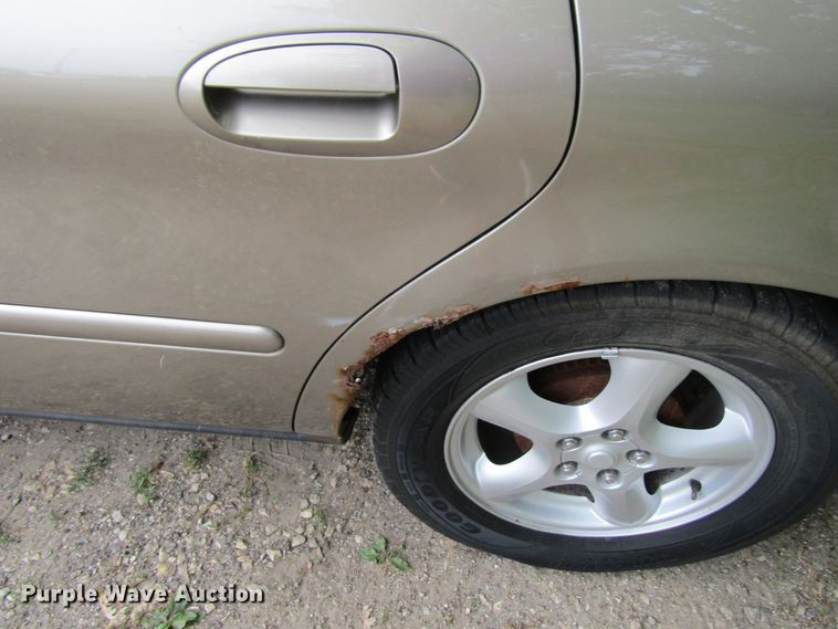 image for item FD9460 2003 Ford Taurus SE