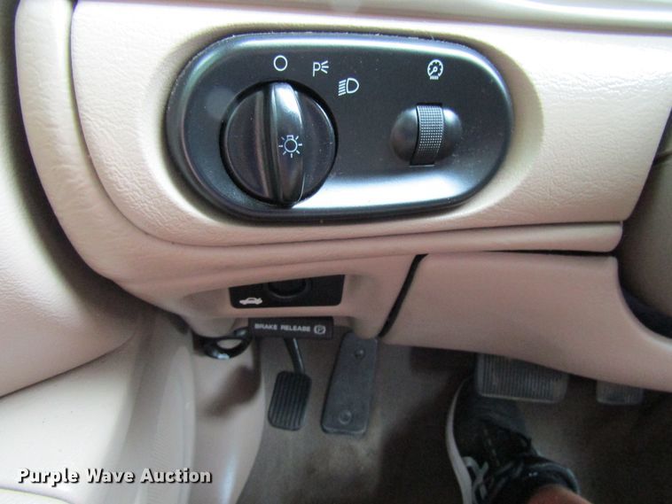 image for item FD9460 2003 Ford Taurus SE