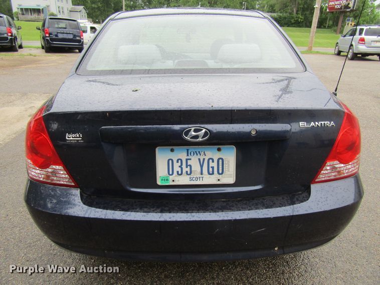 image for item FD9462 2005 Hyundai Elantra