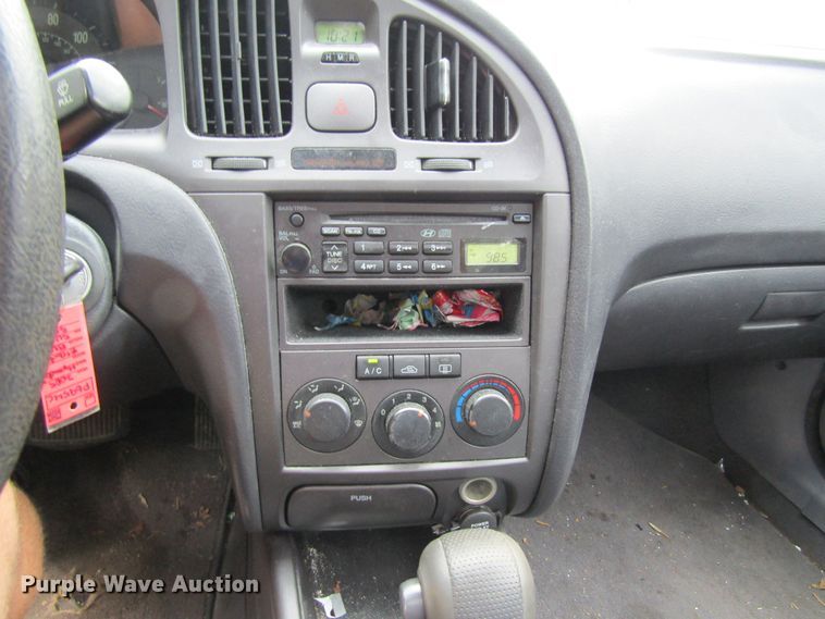 image for item FD9462 2005 Hyundai Elantra